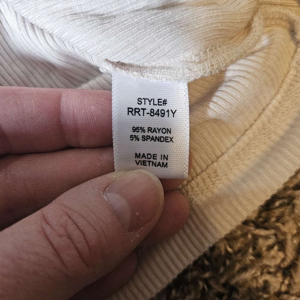 Zenana Ribbed Tank Top - Picture 4 of 5